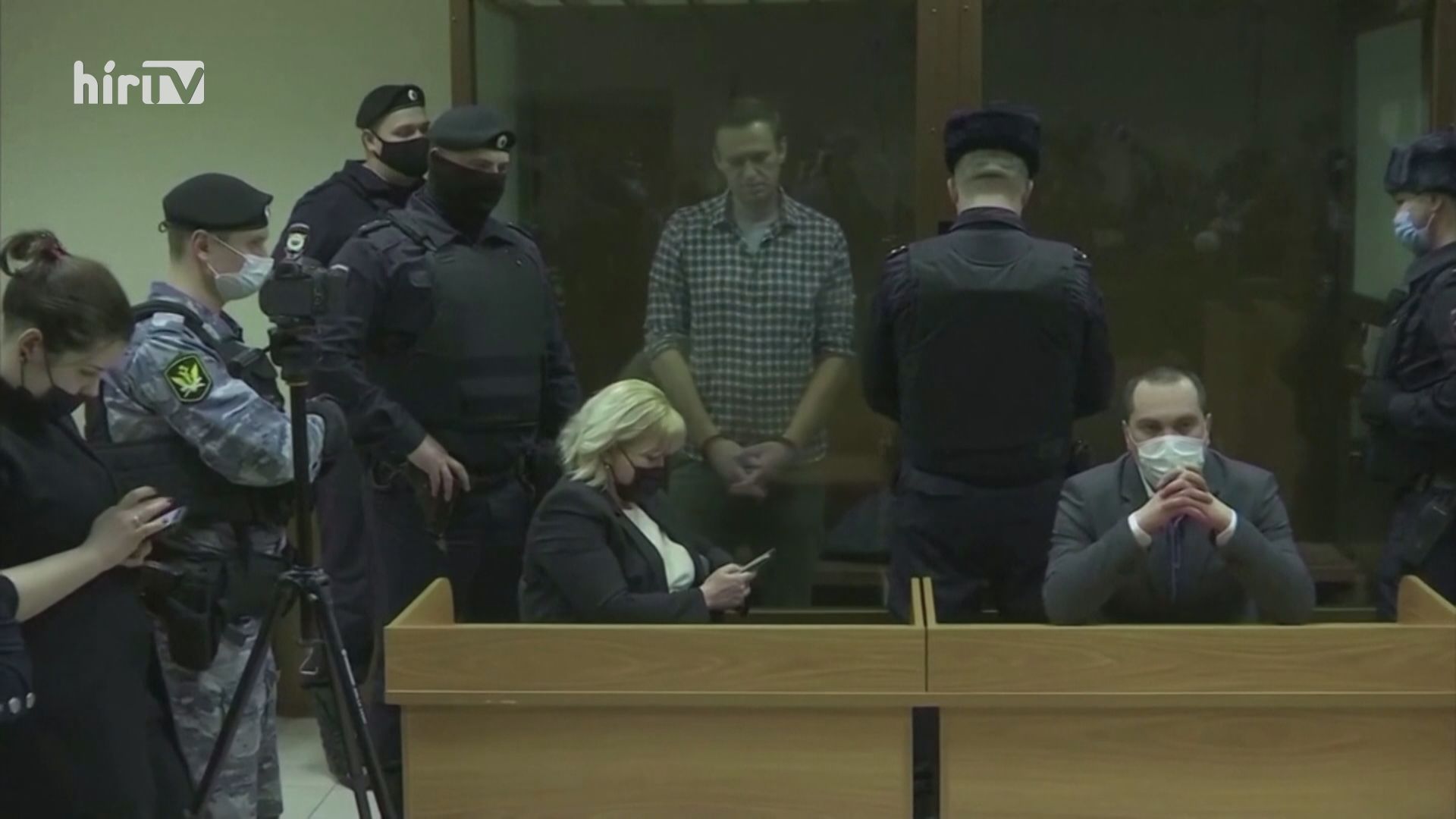 Navalnijt egy börtönkórházba szállították, állapota egyre rosszabb