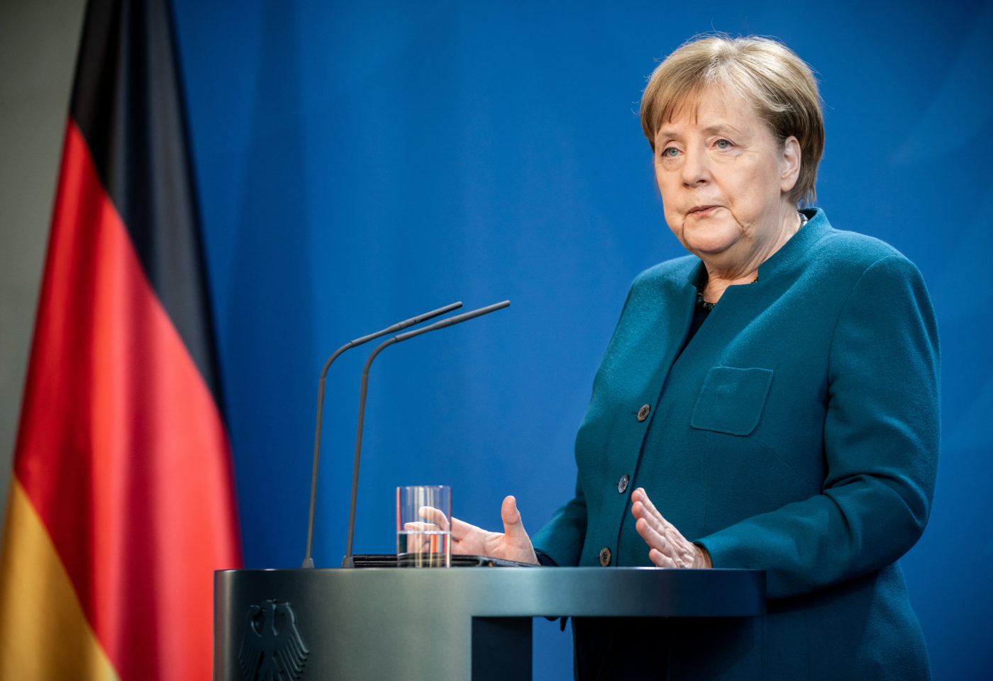 Merkel: Németországnak és Kínának a WHO-n keresztül kölcsönösen el kell ismernie az oltóanyagokat
