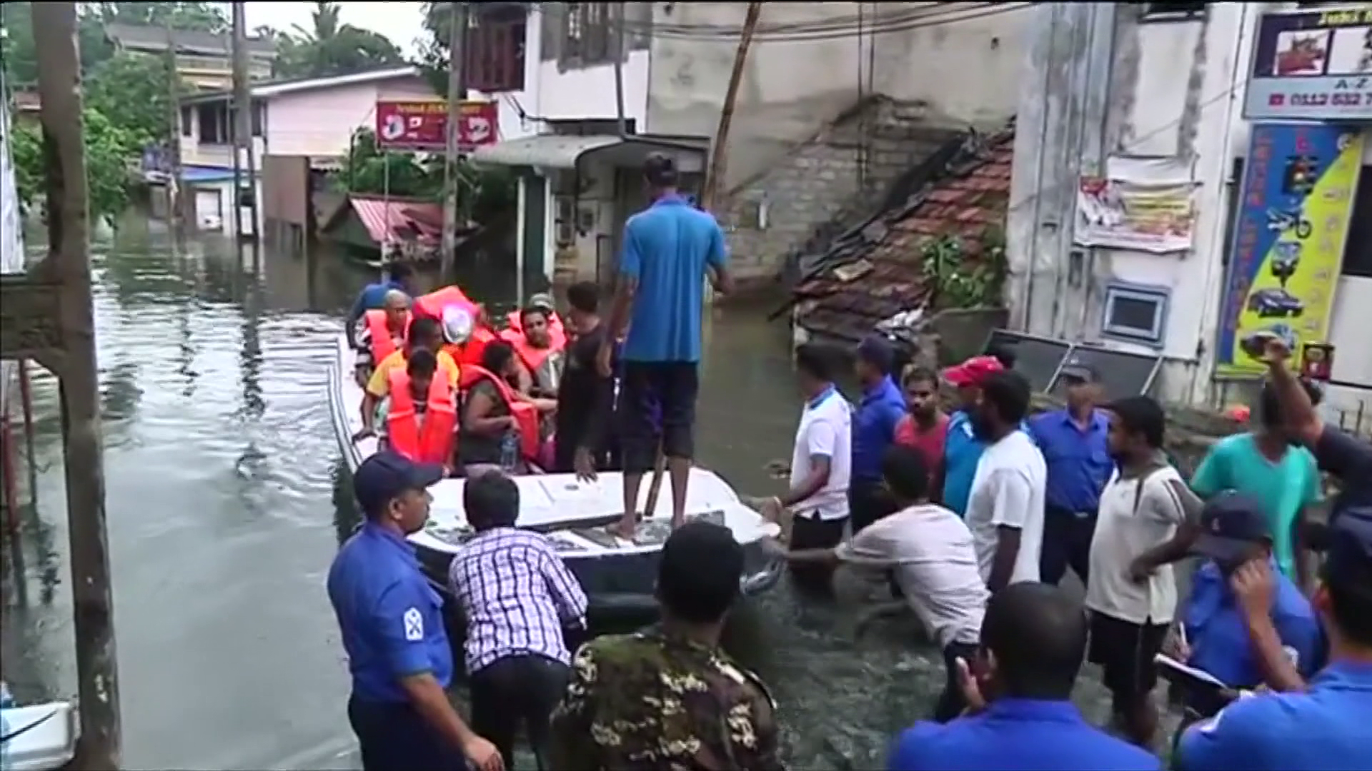 Több halottja van a Srí Lanka-i áradásoknak