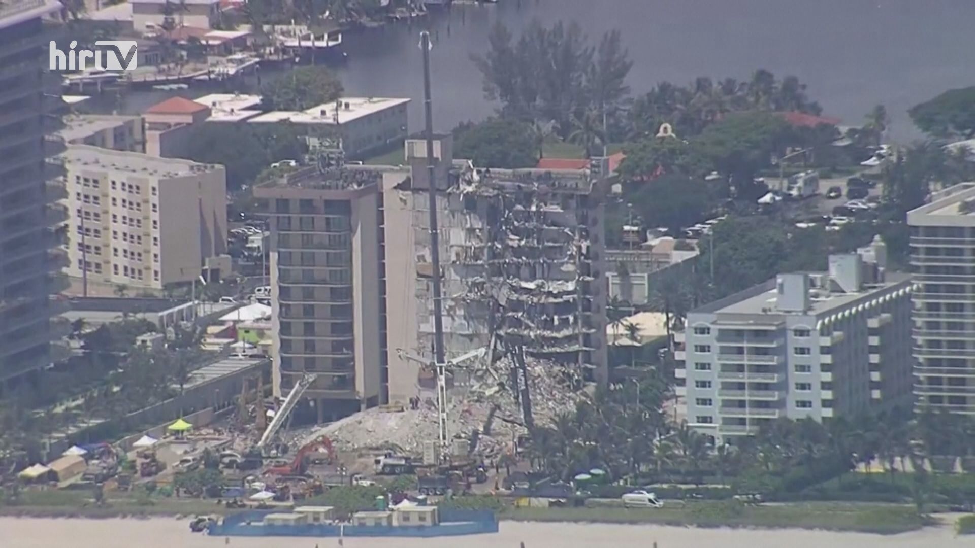 Le kell rombolni a Miami emeletes ház másik felét, hogy folytatódhasson a kutatás