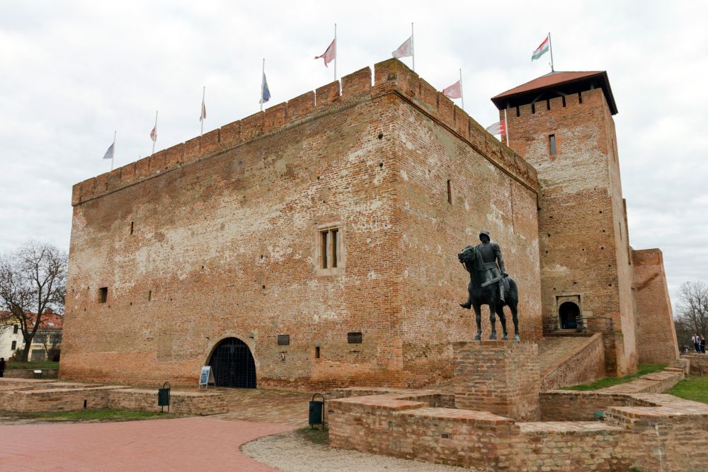 Kétszáz hagyományőrző idézi fel a gyulai vár 1566-os török ostromát