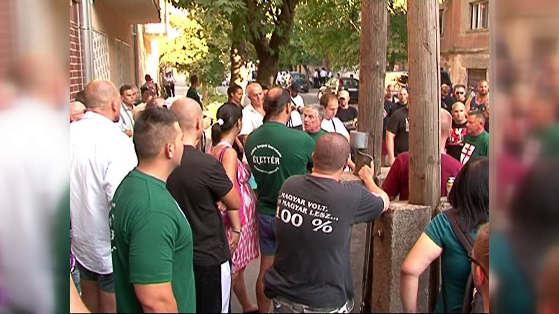 Fenevad maradt a Jobbik, csak báránybőrbe bújt