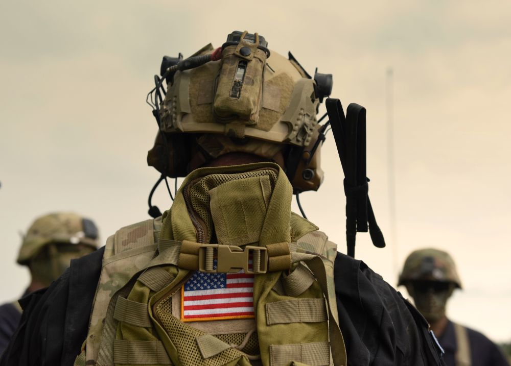 Fegyvert használtak az amerikai katonák a kabuli repülőtéren