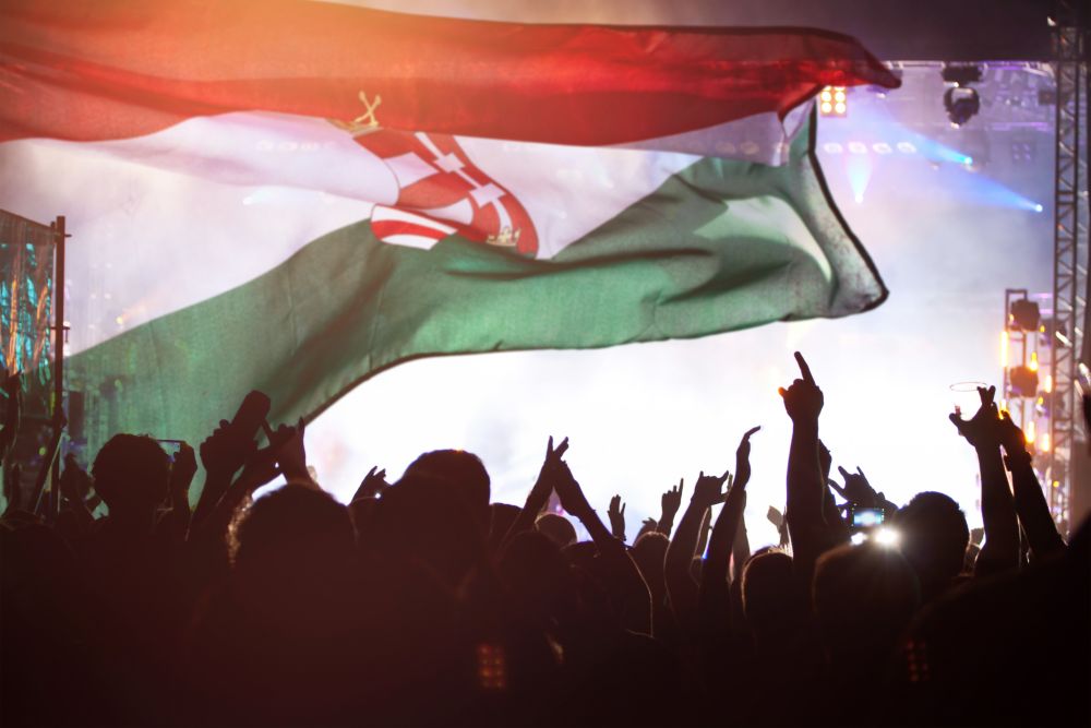 A magyar emberek büszkék a magyarságukra