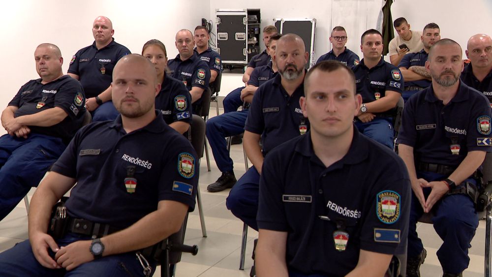 Magyar rendőrök segítik Európa határainak védelmét
