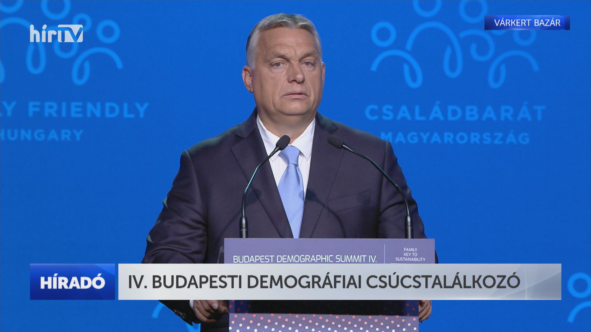 Orbán Viktor: Az államnak segítenie kell a családokat 