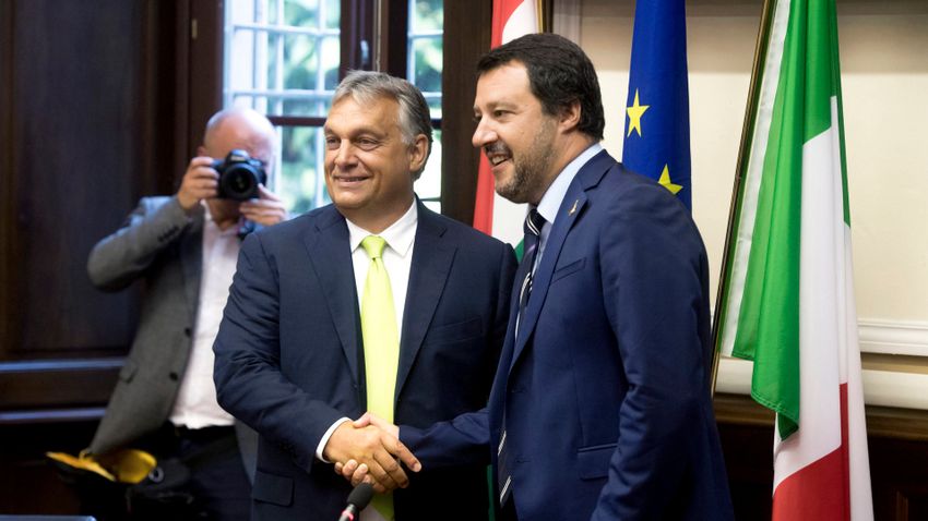Orbán Viktor új európai politikai csoport létrehozásáról tárgyalt