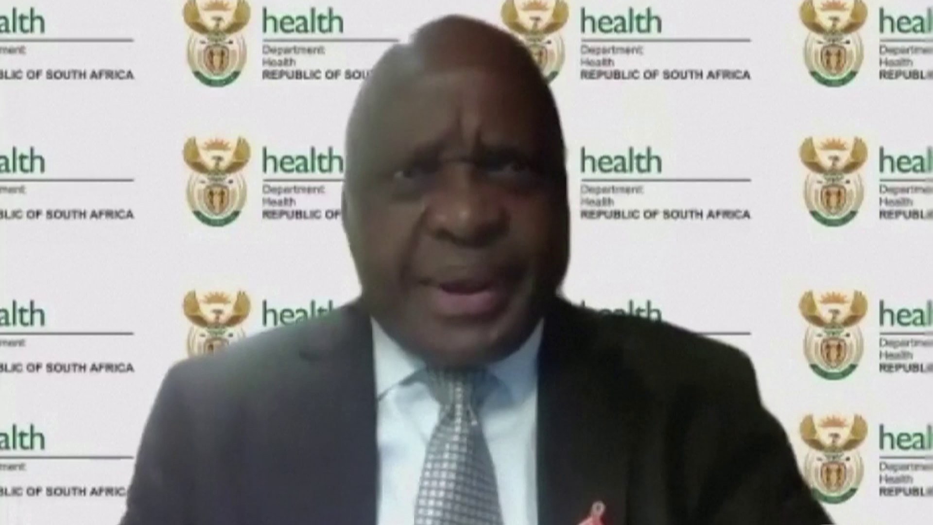 Dél-Afrikai Orvosszövetség elnöke: Az omicron nem okoz súlyos covid-betegséget
