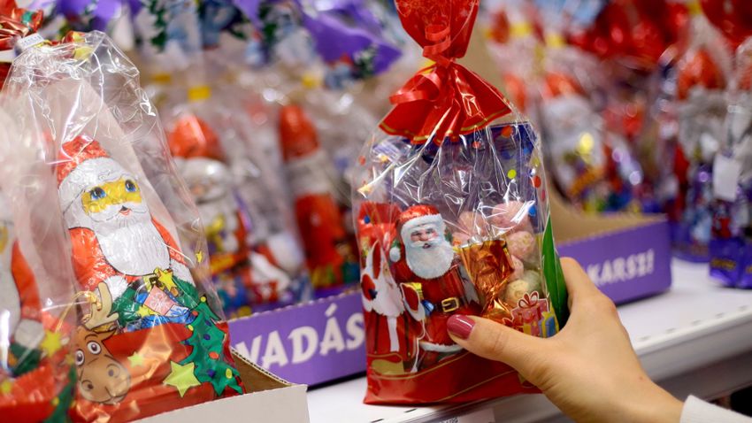Csokimikulások és ajándéktárgyak miatt vizsgálódik a NAV szerte az országban