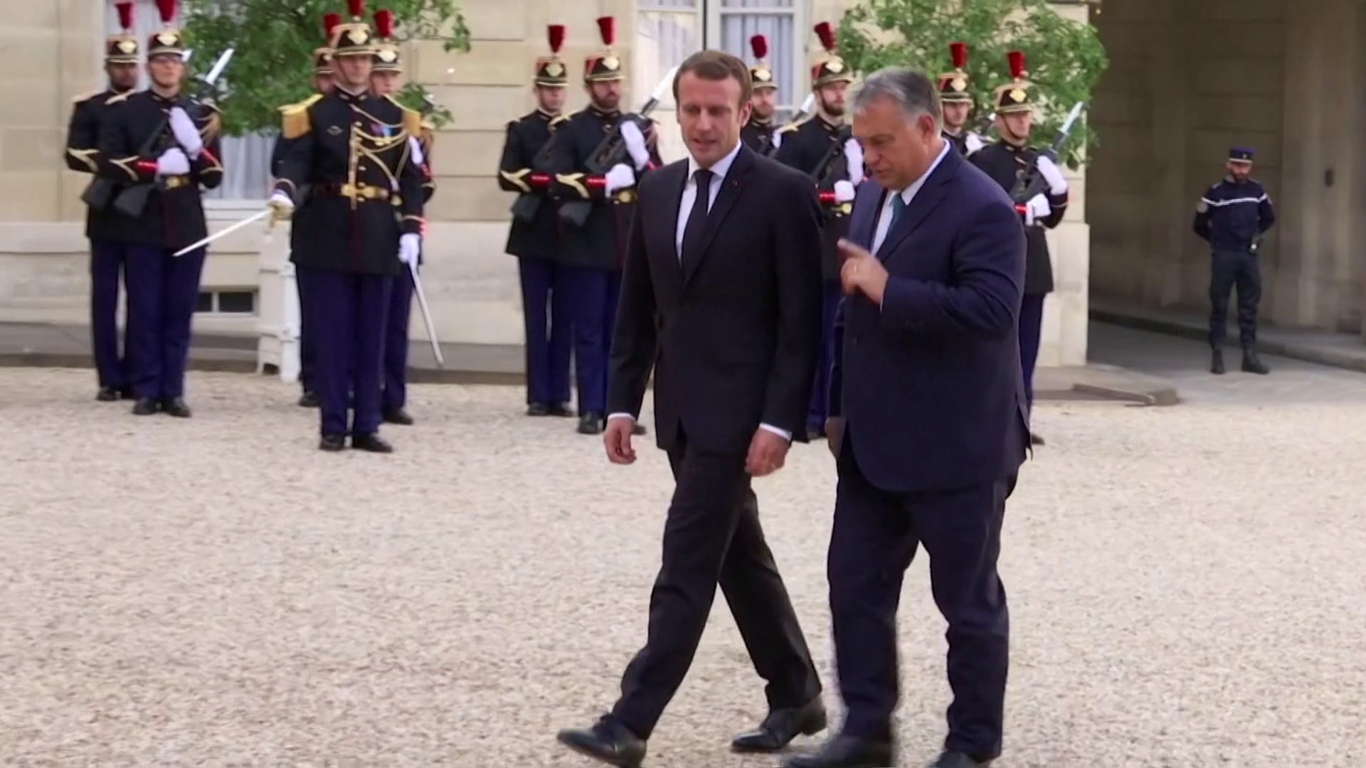 Orbán Viktor: Egyetértés van Európa megerősítése kérdésében a francia elnökkel