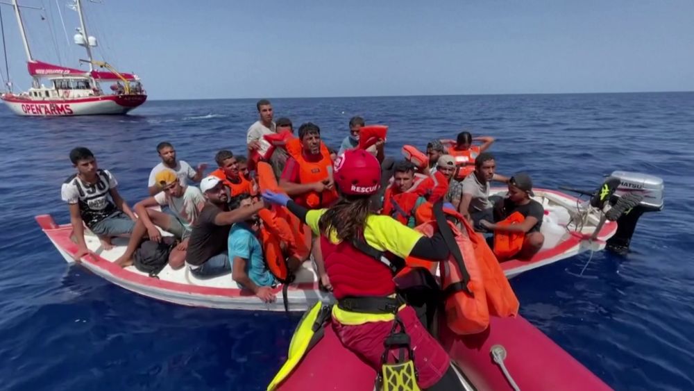 Lampedusán mindennapossá vált a migránshajók kikötése