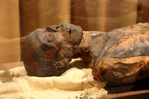 Ősi gyermekmúmiákat találtak Peruban 