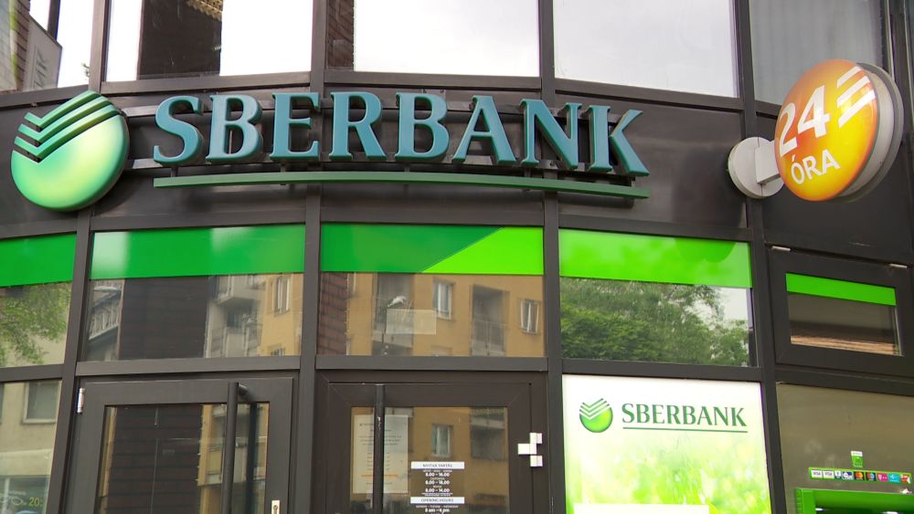 Megkezdődött a postai kifizetés a Sberbank ügyfeleinek kártalanítására