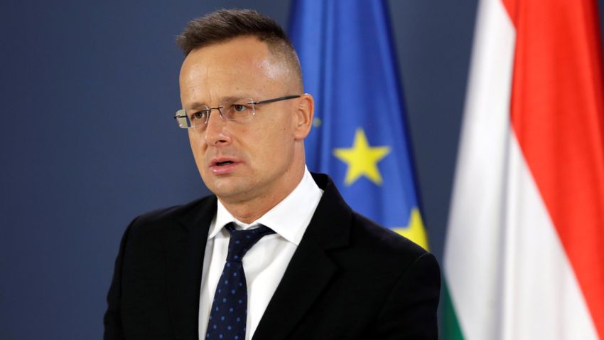 Szijjártó Péter: Nem sodorhatja háborúba Magyarországot a baloldal 