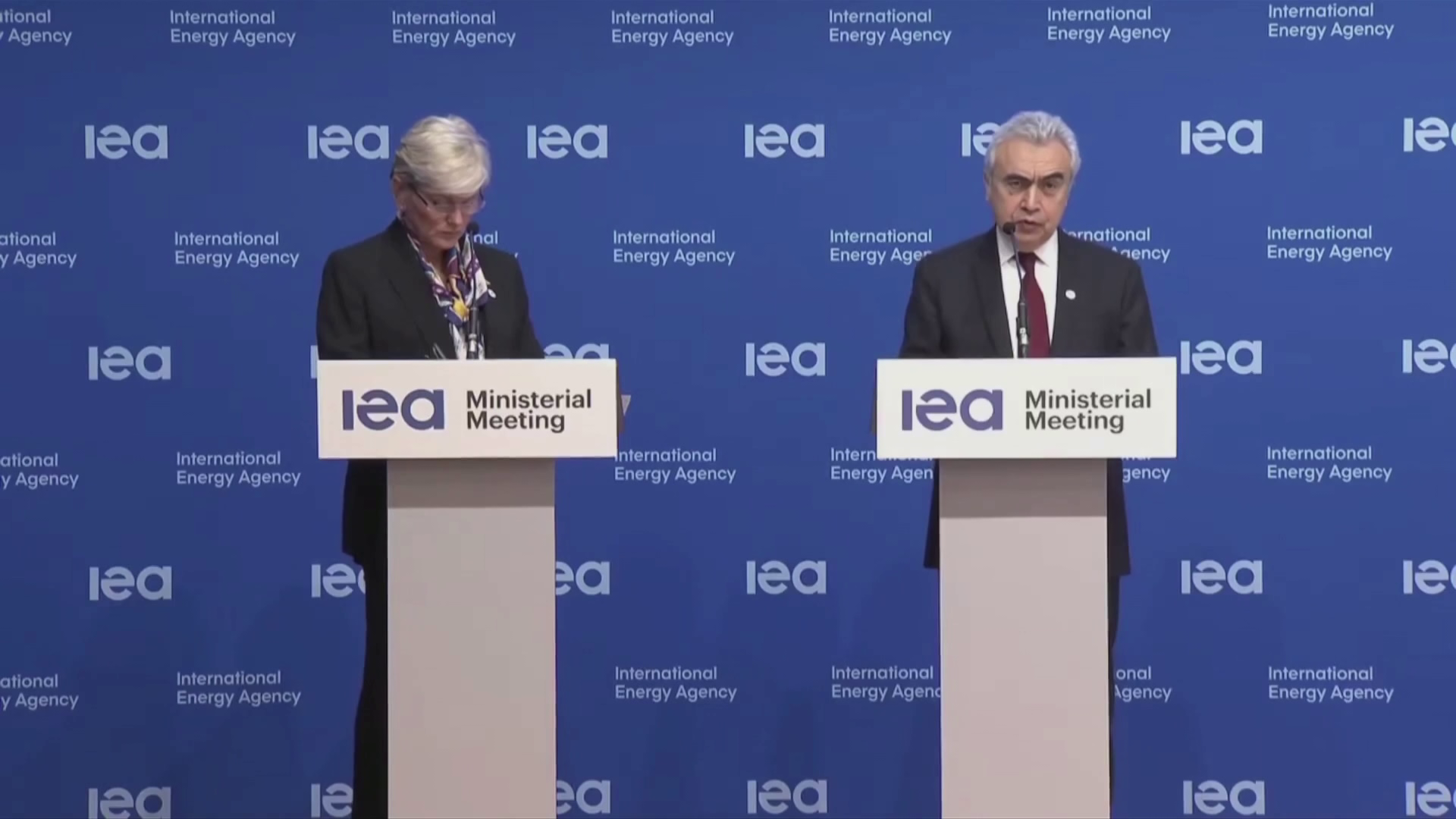 Olajtámogatásról tárgyal a Nemzetközi Energia Ügynökség