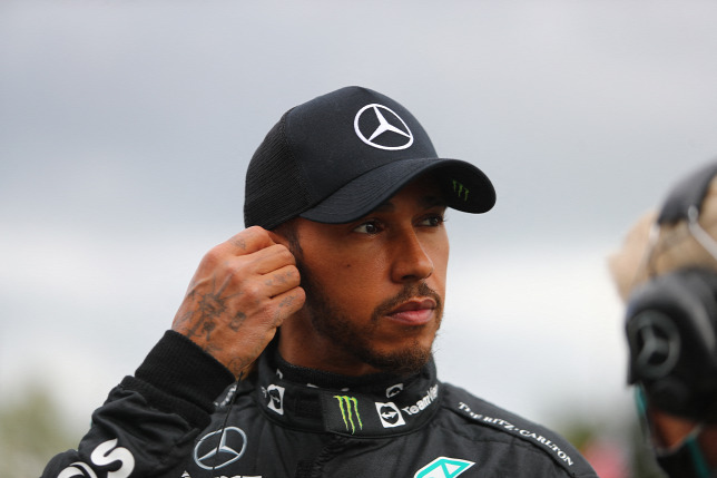 Lewis Hamilton kínos bukása: lekéste saját visszavonulását