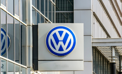 Tízmilliárd eurós befektetéssel bővíti elektromosautó-gyártását Spanyolországban a Volkswagen