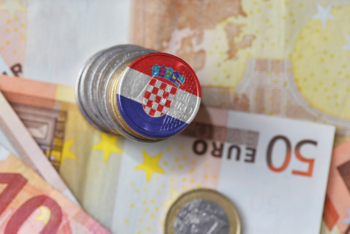 Horvátország elérte az euróövezeti csatlakozás célegyenesét