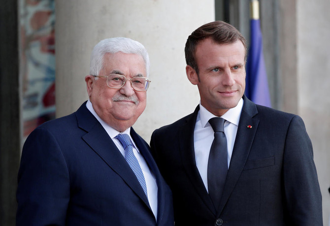 Macron a feszültség csökkentéséről egyeztetett a palesztin elnökkel