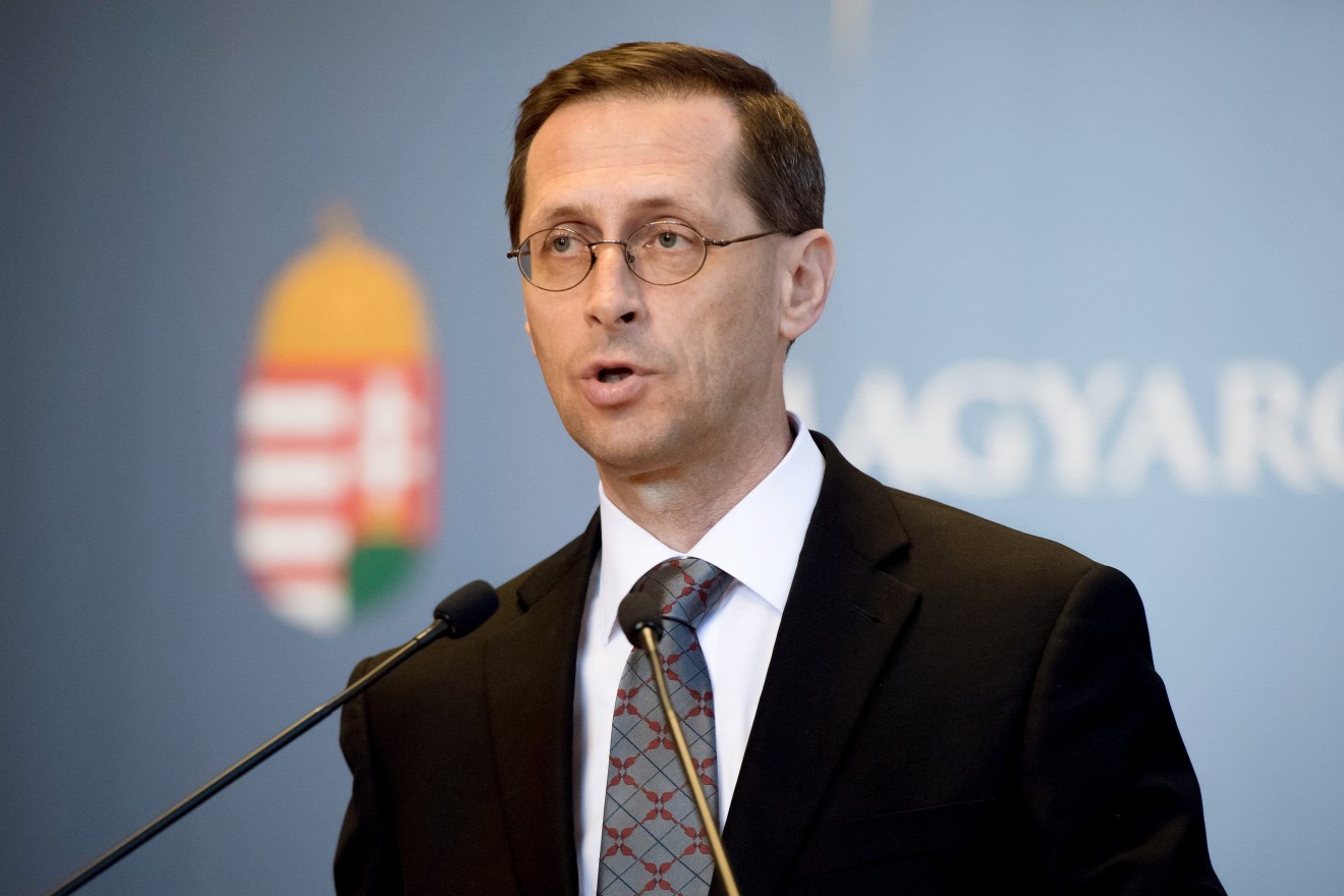 Varga Mihály: Magyarország sikeresen bocsátott ki devizakötvényeket 