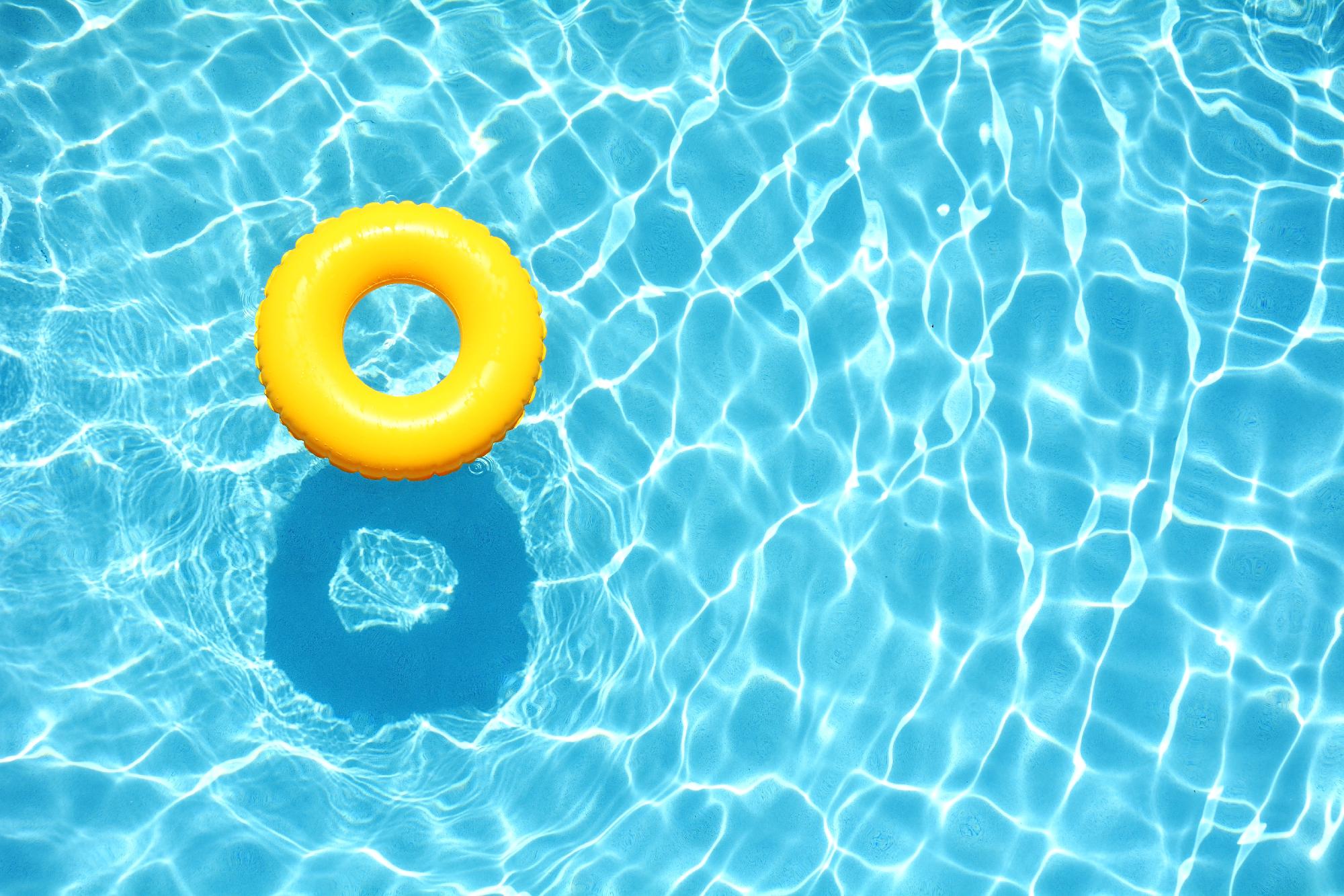Kerti medencébe fulladt egy kétéves kislány Pilisnél