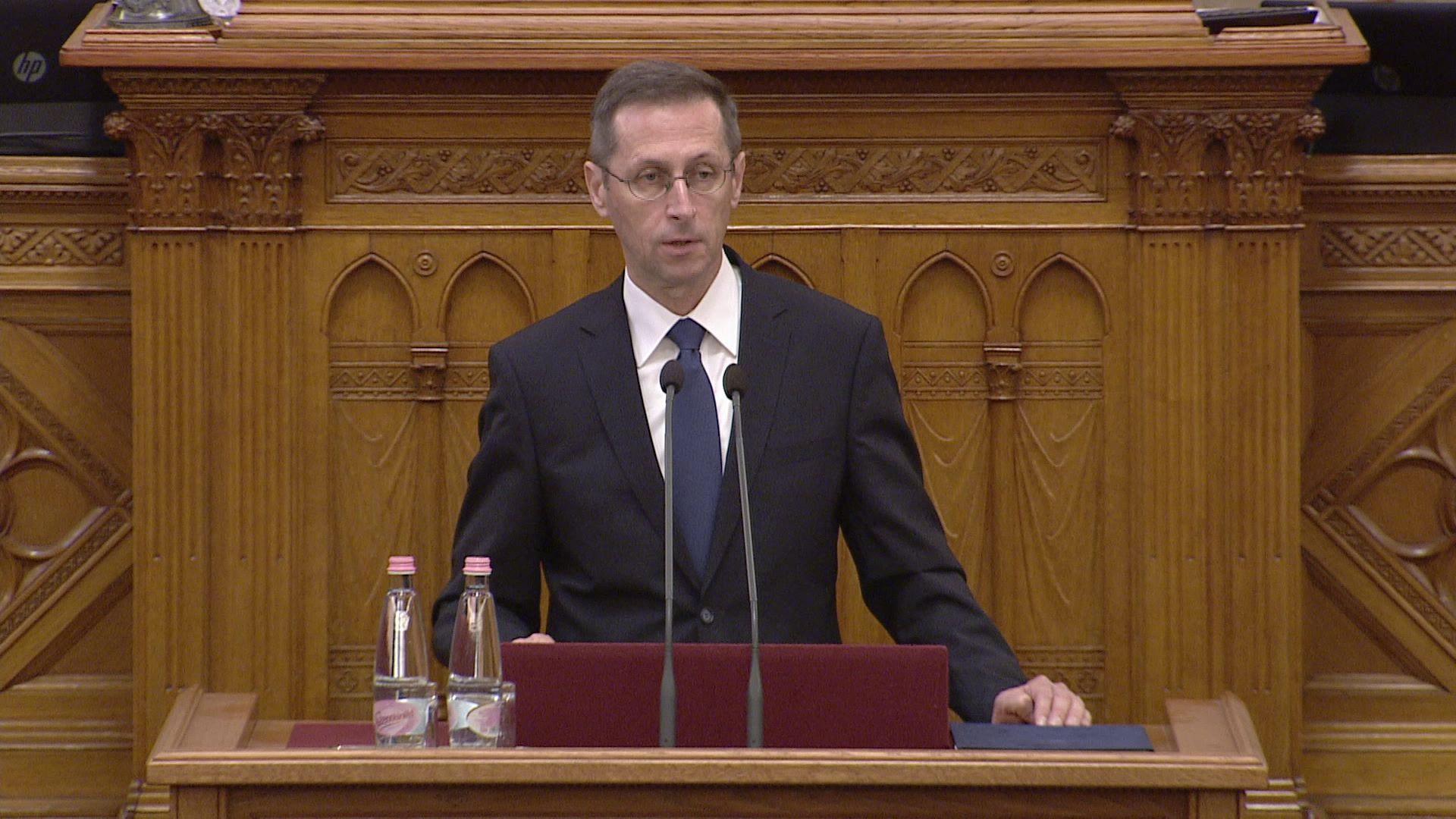 Varga Mihály: A 2023-as büdzsé a rezsicsökkentés és a honvédelem költségvetése
