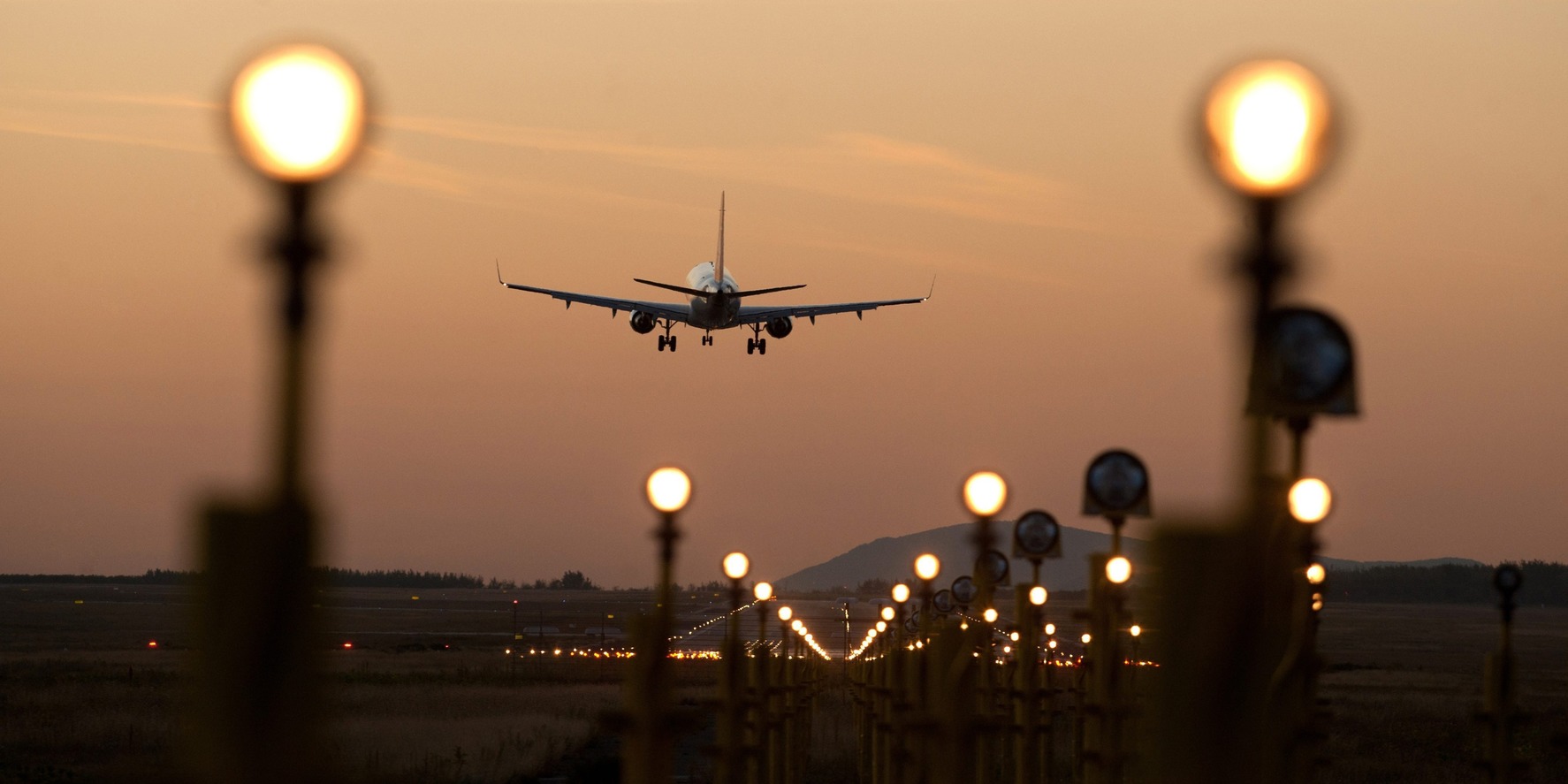 Folytatódnak a fennakadások több európai repülőtéren a sztrájkok és műszaki problémák miatt