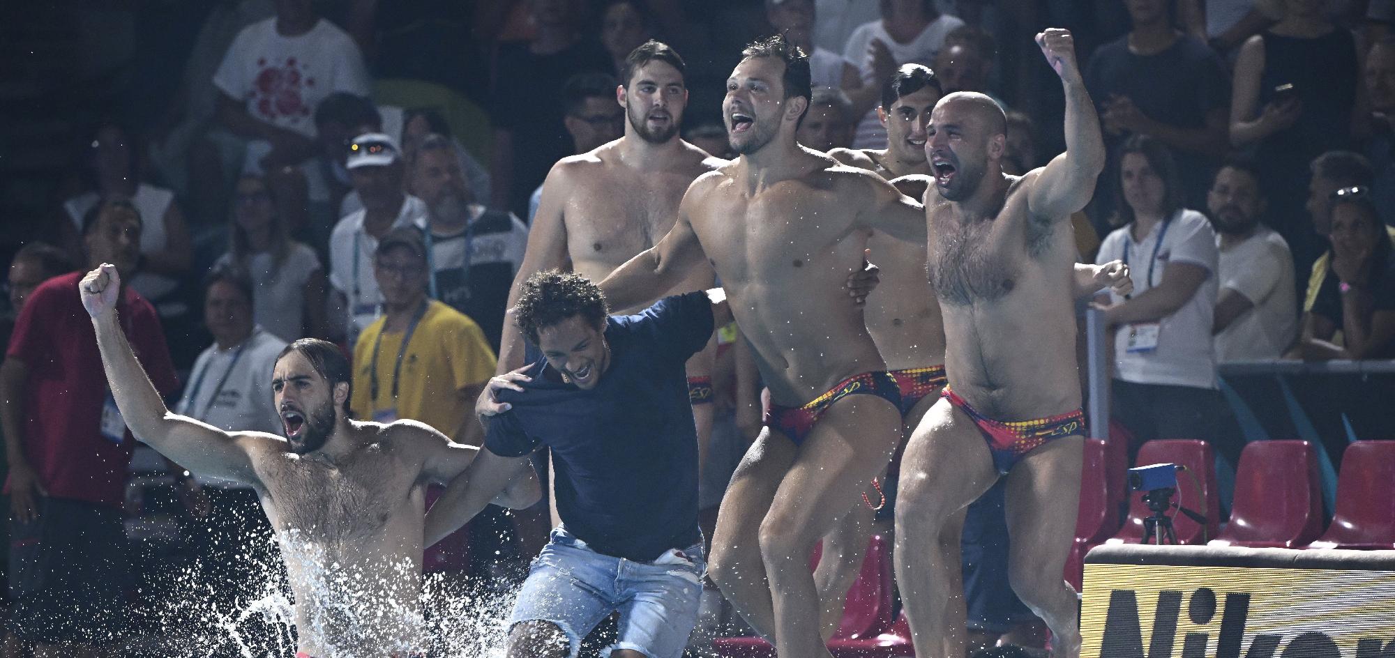 Ötméteresekkel nyerték a spanyolok az aranyérmet a férfi vízilabdatornán