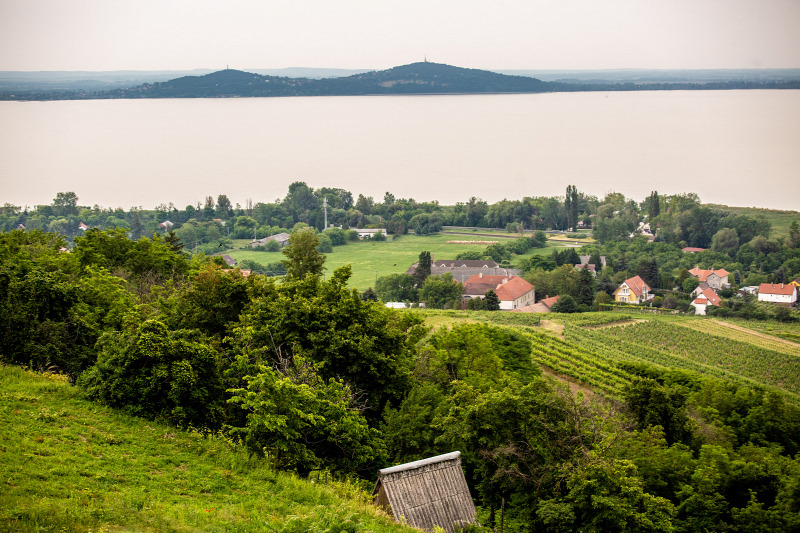 Kiderült, átlagosan mennyiért nyaralnak idén a magyarok