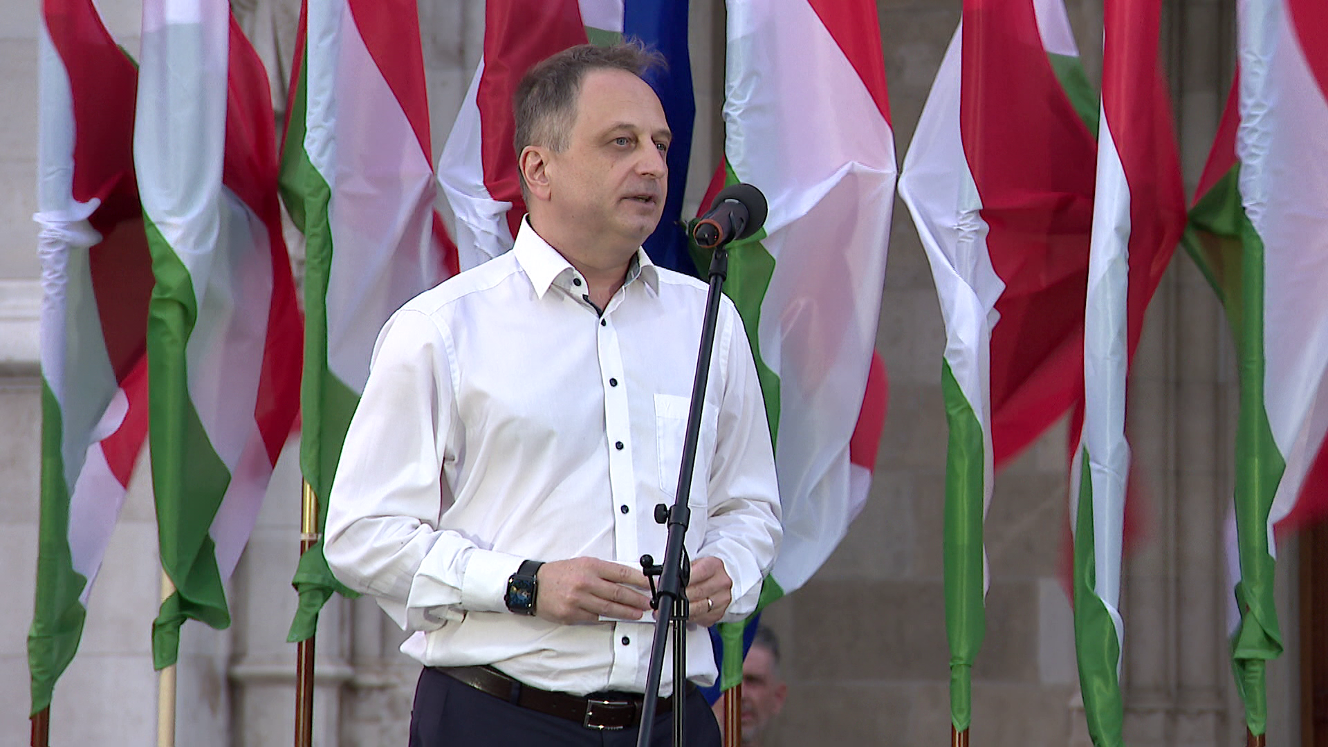 Nem tartja a törvényi határidőt a Jobbik-alapítvány 