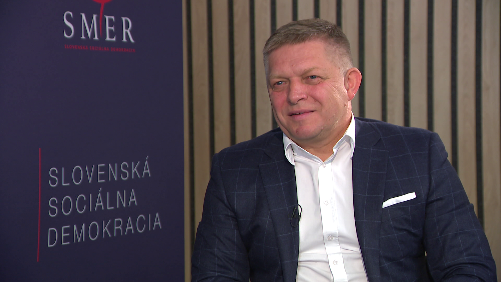 A HírTV-nek adott exkluzív interjúban állt ki Magyarország és Orbán Viktor mellett Robert Fico