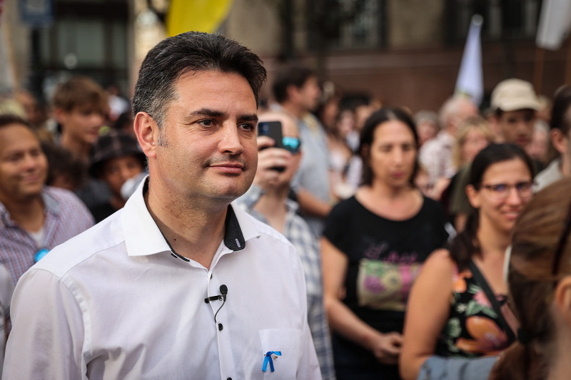 A közvélemény elutasítja a magyarországi választási kampányok külföldi finanszírozását