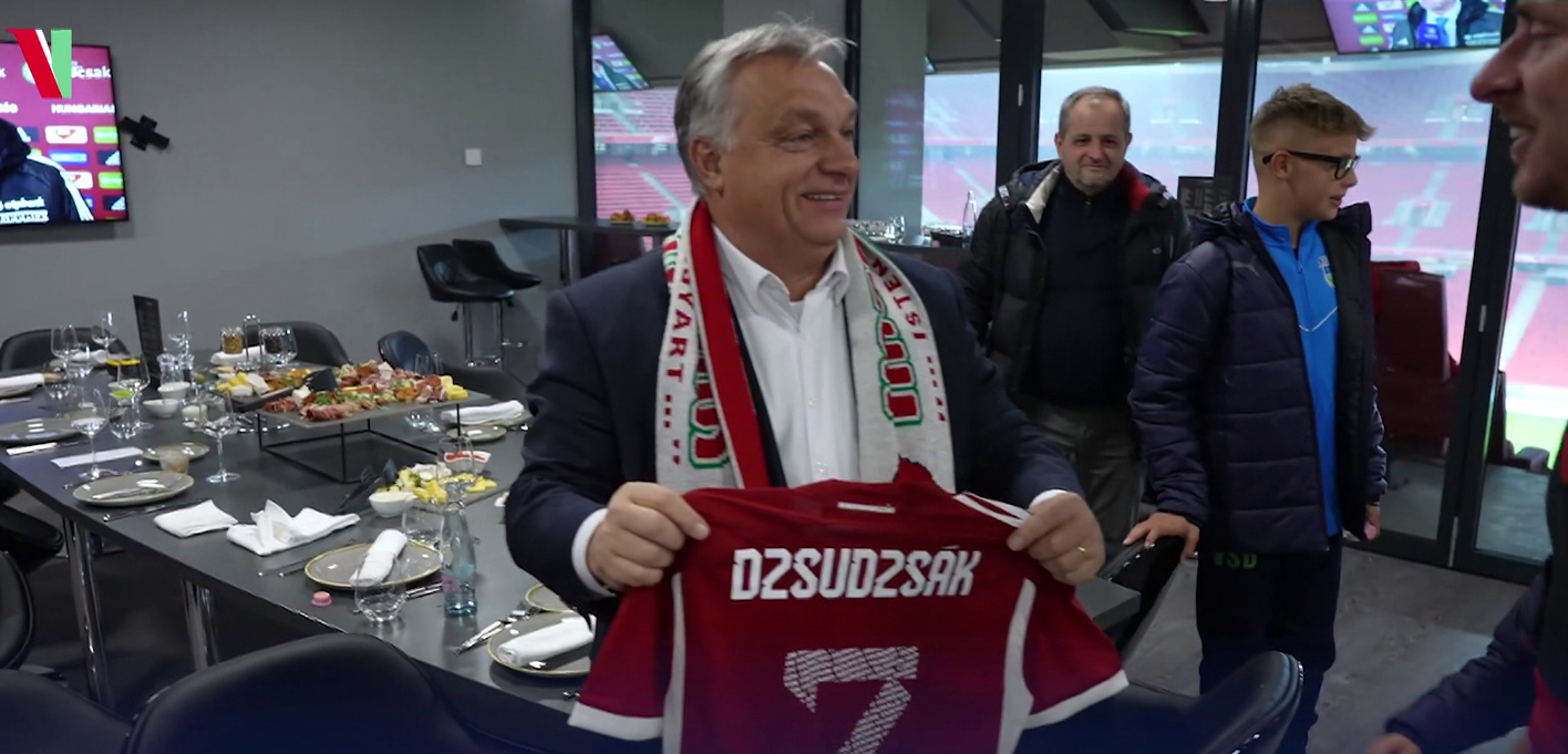 Orbán: A foci nem politika