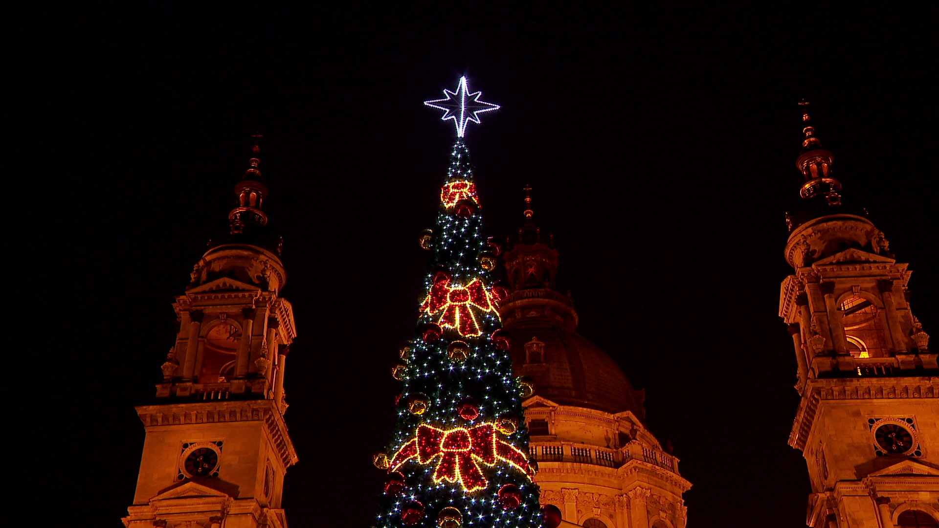 Összefogtak Budapest utcái, hogy rámutassanak az Advent igazi jelentőségére 