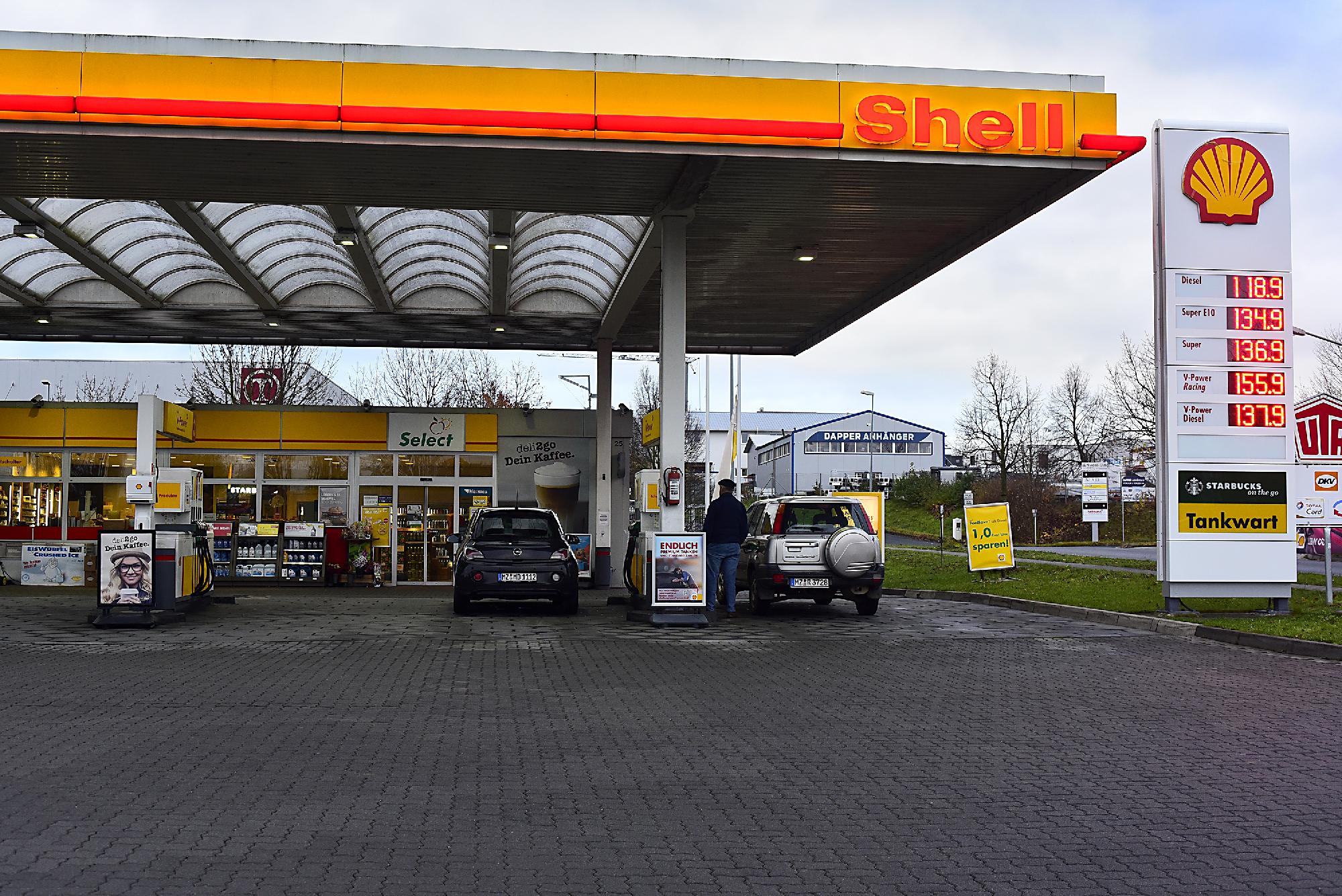 Jelentősen csökkentek az üzemanyagárak Németországban