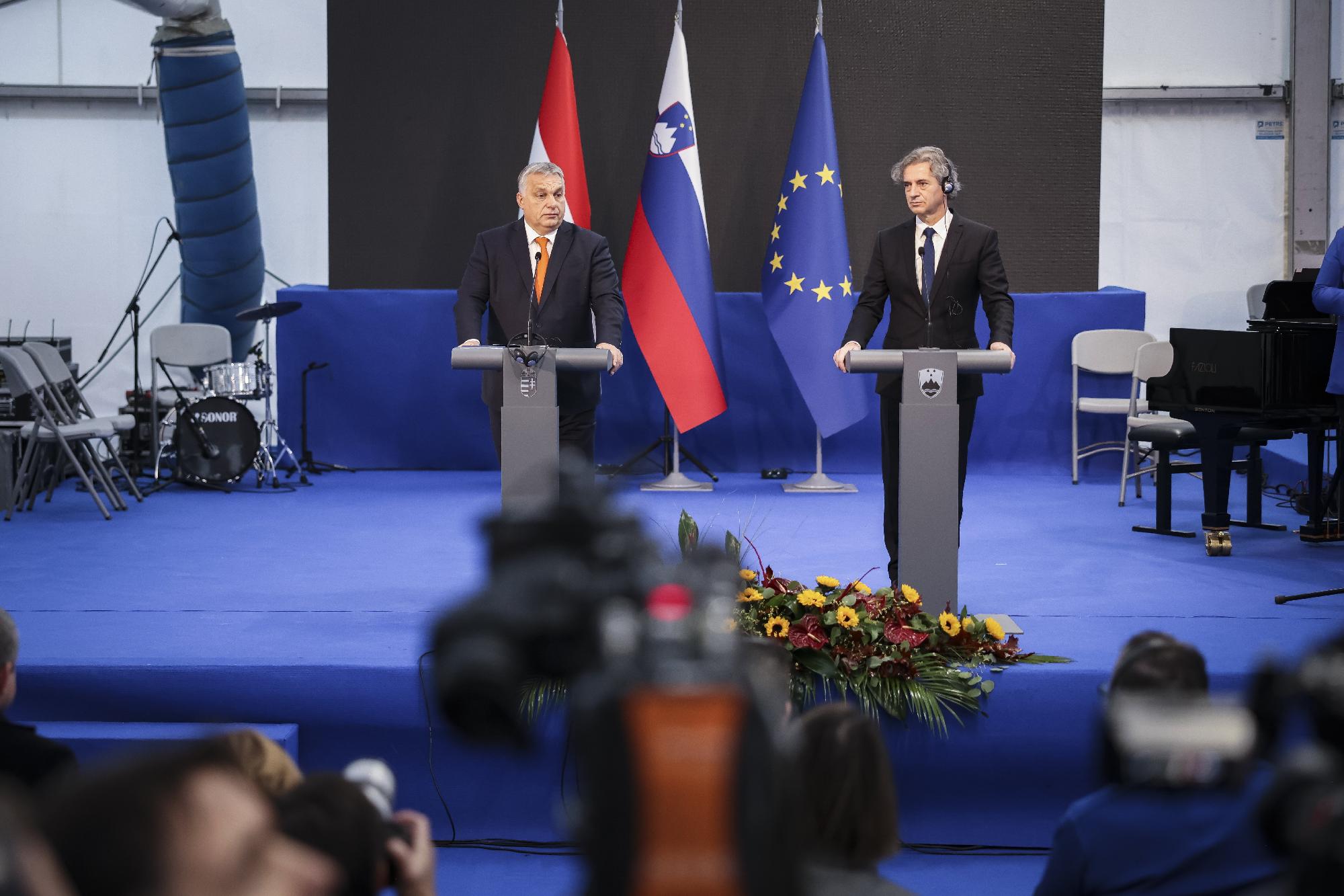 Orbán Viktor: Nagy érték, ha két szomszéd jó kapcsolatban van egymással