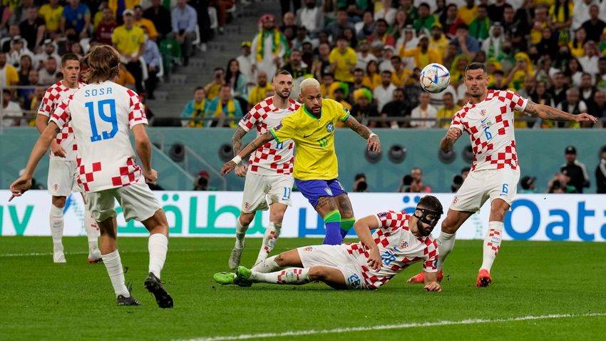 Elsőként a horvát válogatott jutott elődöntőbe a katari labdarúgó-világbajnokságon