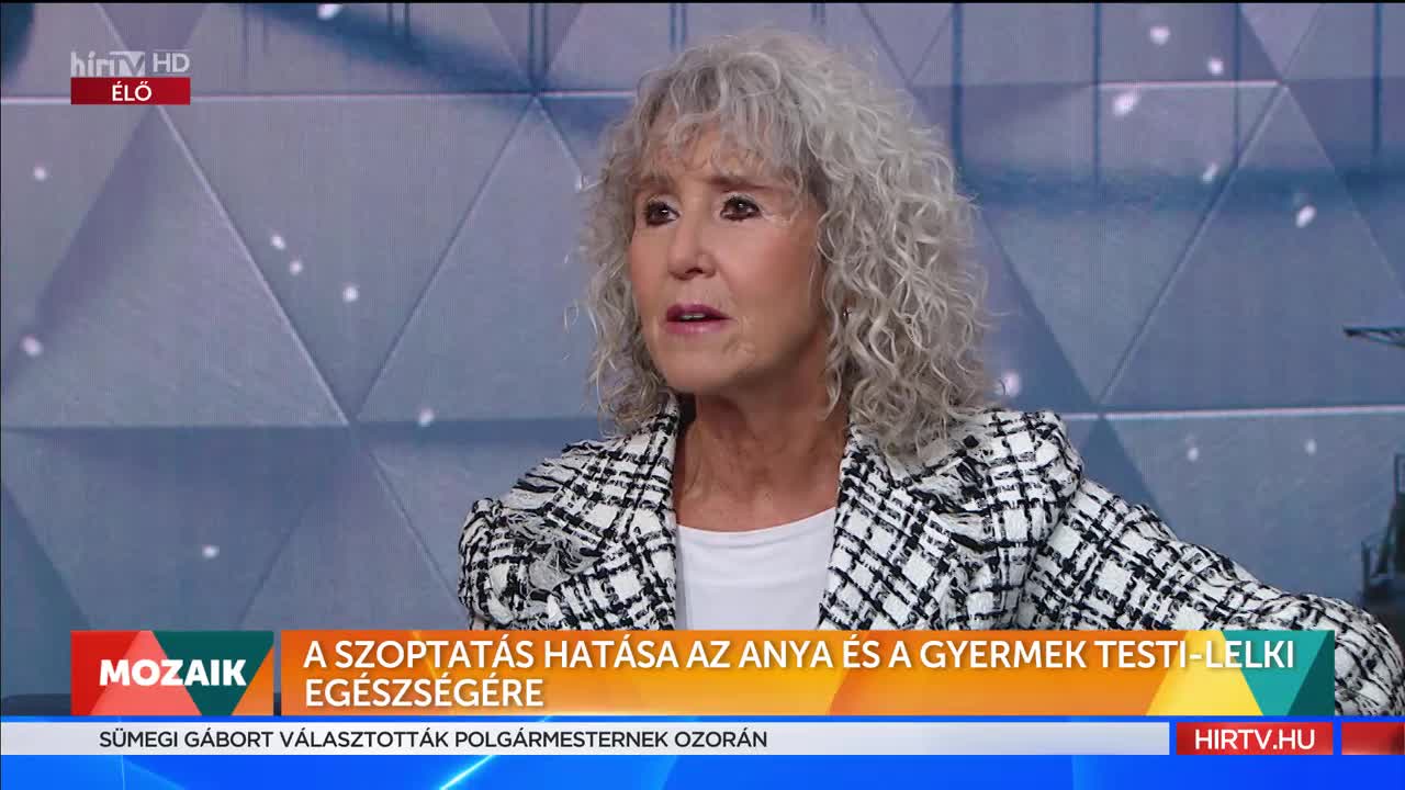 Mozaik - A szoptatás hatása az anya és a gyermek testi-lelki egészségére 