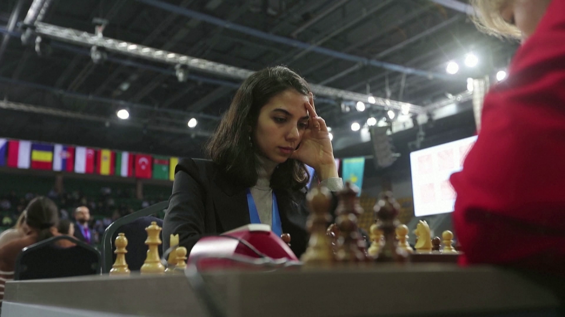 Hidzsáb nélkül vett részt a sakk világbajnokságon két iráni nő