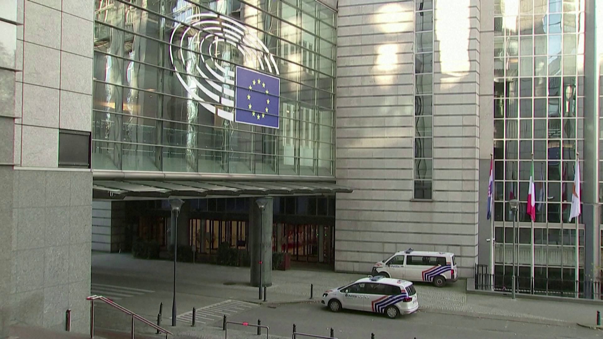 Újabb két EP-képviselő körül vizsgálódnak a brüsszeli korrupciós botrány miatt