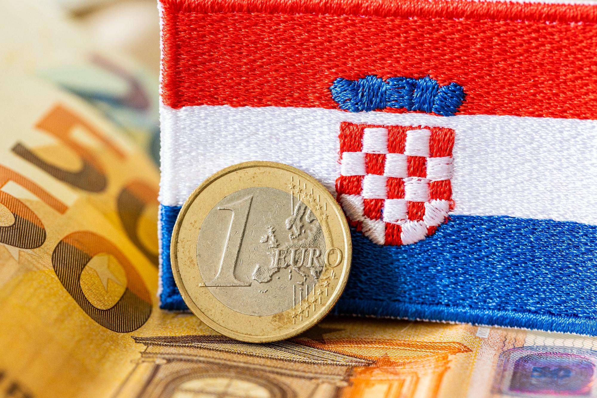 Vasárnaptól már csak euróban lehet fizetni Horvátországban