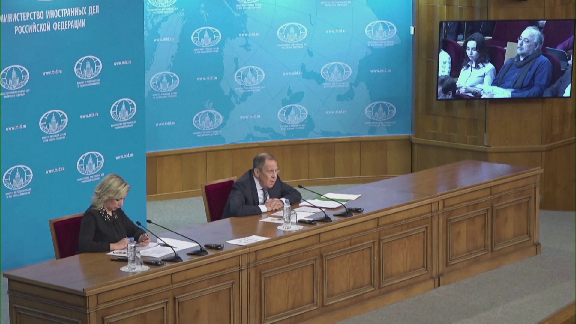 Az orosz külügyminiszter szerint szóba sem jöhetnek a béketárgyalások Zelenszijjel