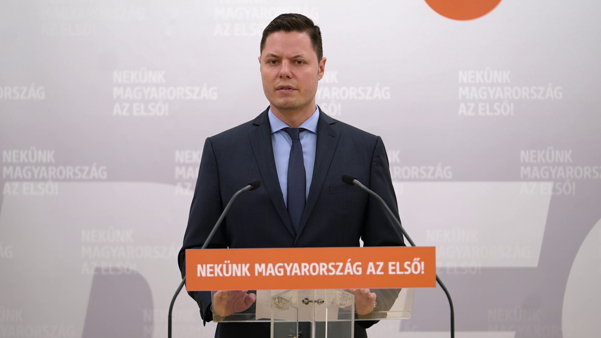Rezsitámogatást a DK-s kerületek lakóinak - javasolta a Fidesz 