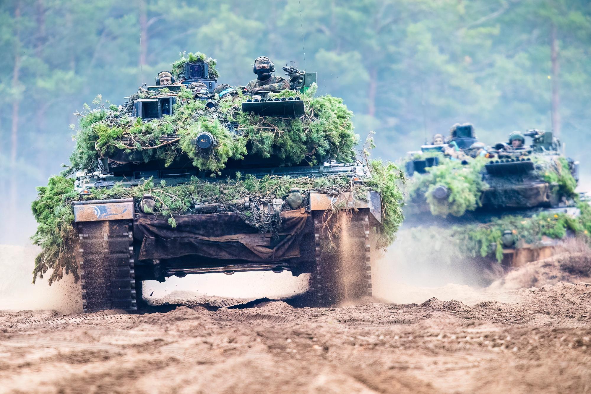 Varsó üdvözli, hogy Németország Leopard 2 harckocsikat küld Ukrajnának