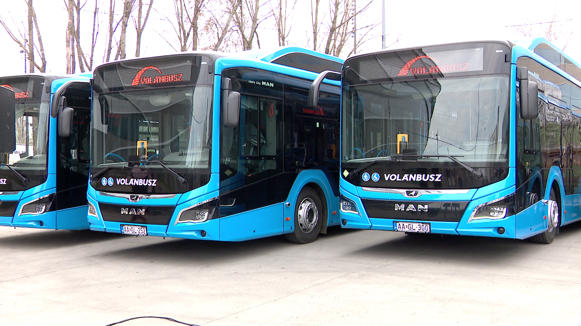 Megérkeztek a Volánbusz gázüzemű autóbuszai a budapesti agglomerációba is 