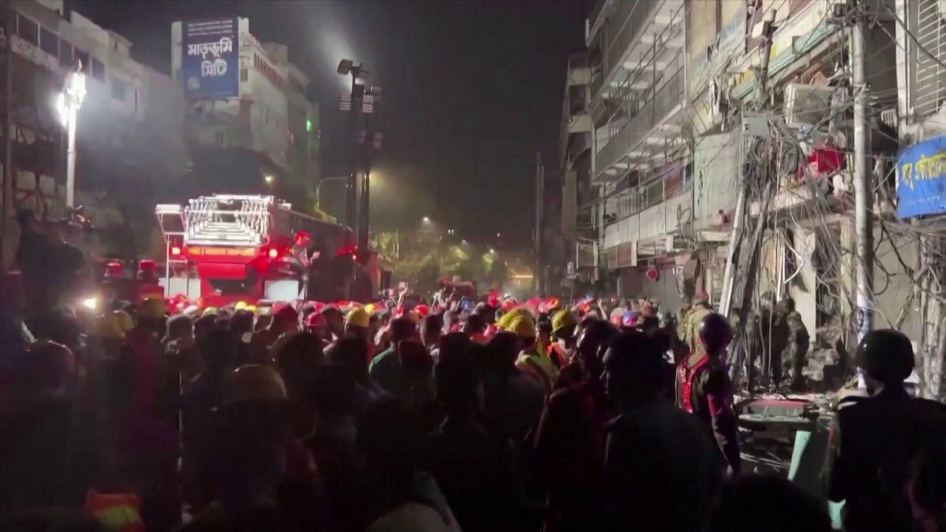 17 áldozat egy bangladesi robbanásban