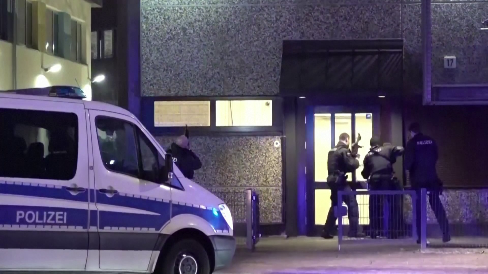 Ámokfutásként tartják számon a Jehova Tanúi hamburgi imaházában történt lövöldözést