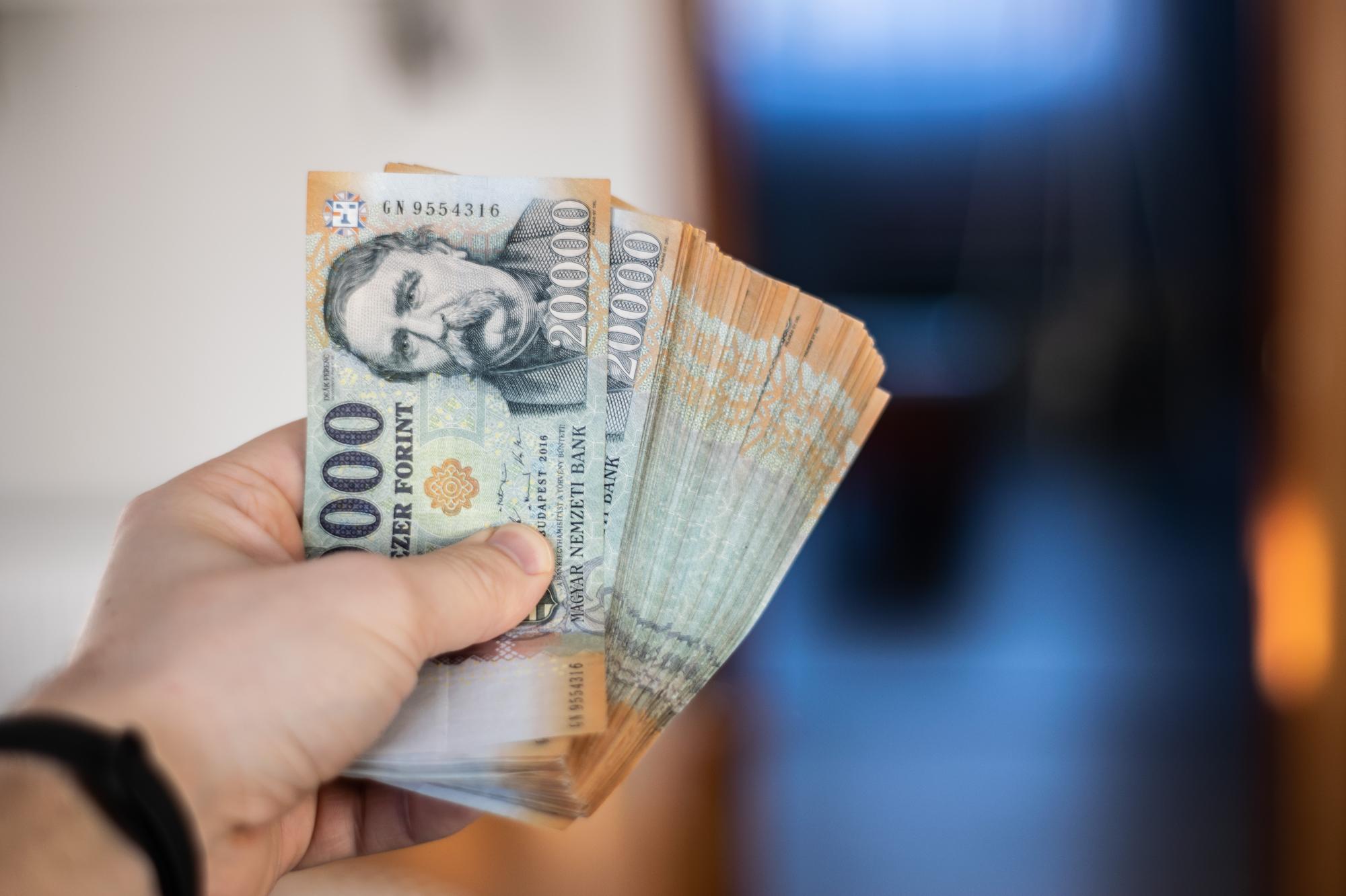 1000 milliárd forintra emelkedik a Baross Gábor újraiparosítási hitelprogram kerete