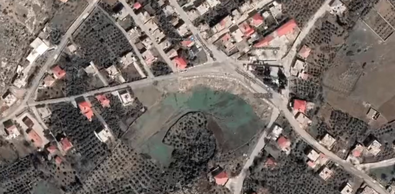 Műholdfelvételek jelentek meg a romokban álló Bahmutról