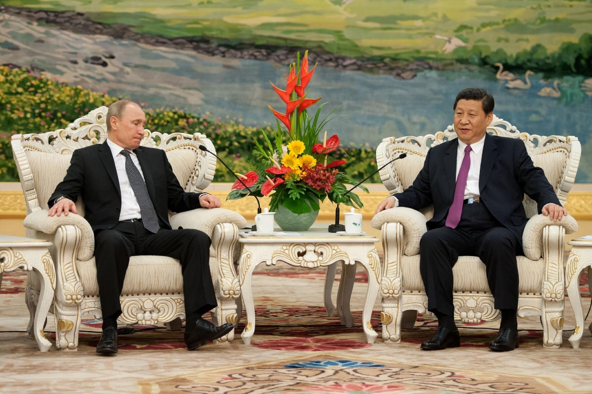 Moszkvába érkezett Hszi Csin-ping kínai elnök